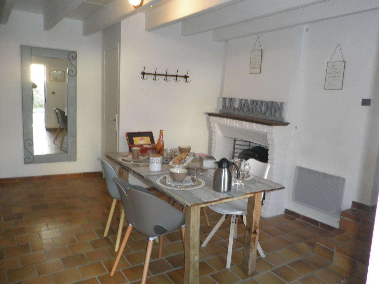 Au Clos De Launay Chambres D'Hotes Le Cellier Luaran gambar