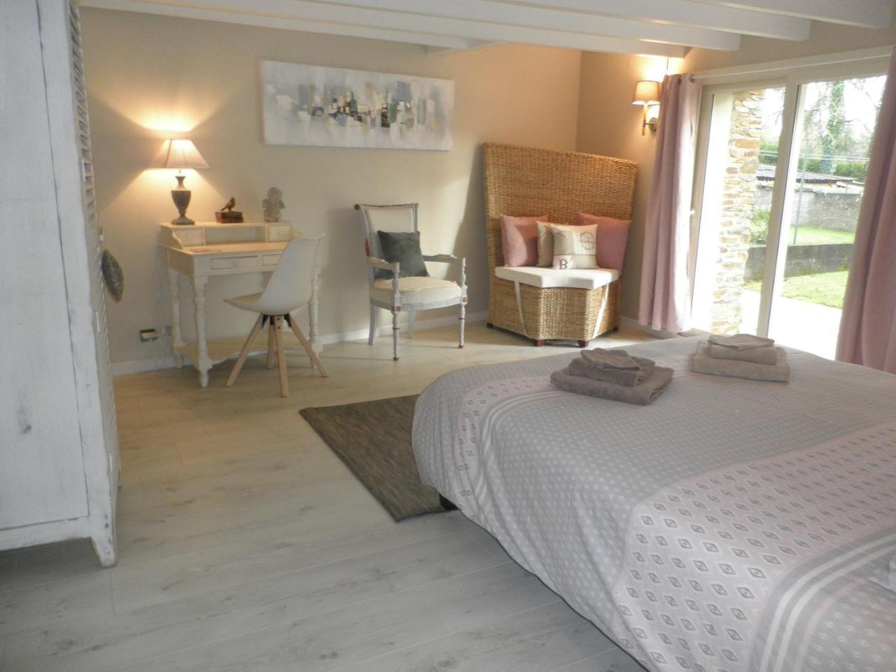 Au Clos De Launay Chambres D'Hotes Le Cellier Luaran gambar