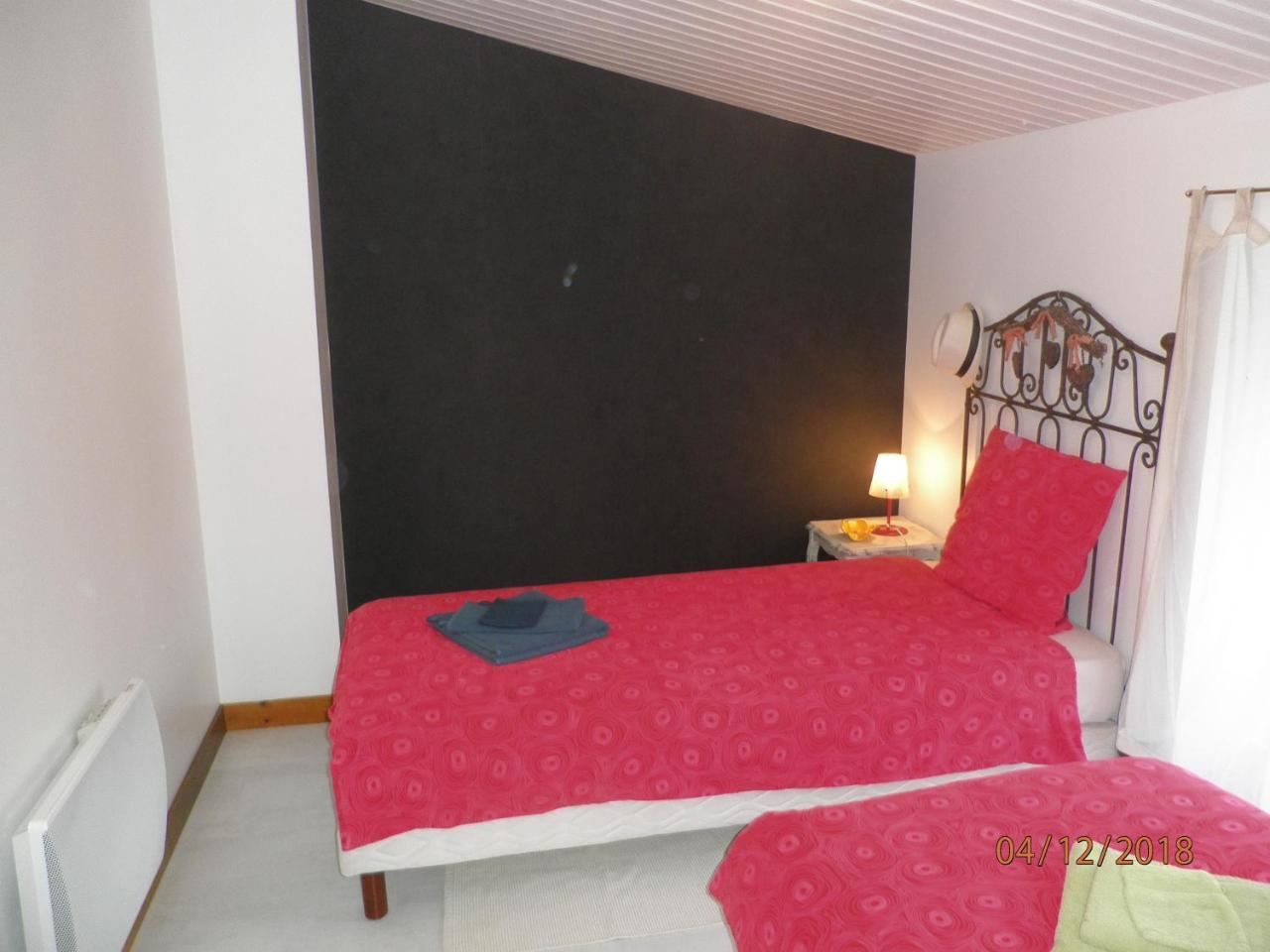 Au Clos De Launay Chambres D'Hotes Le Cellier Luaran gambar